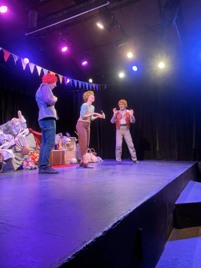 ¡La escuela va al teatro!